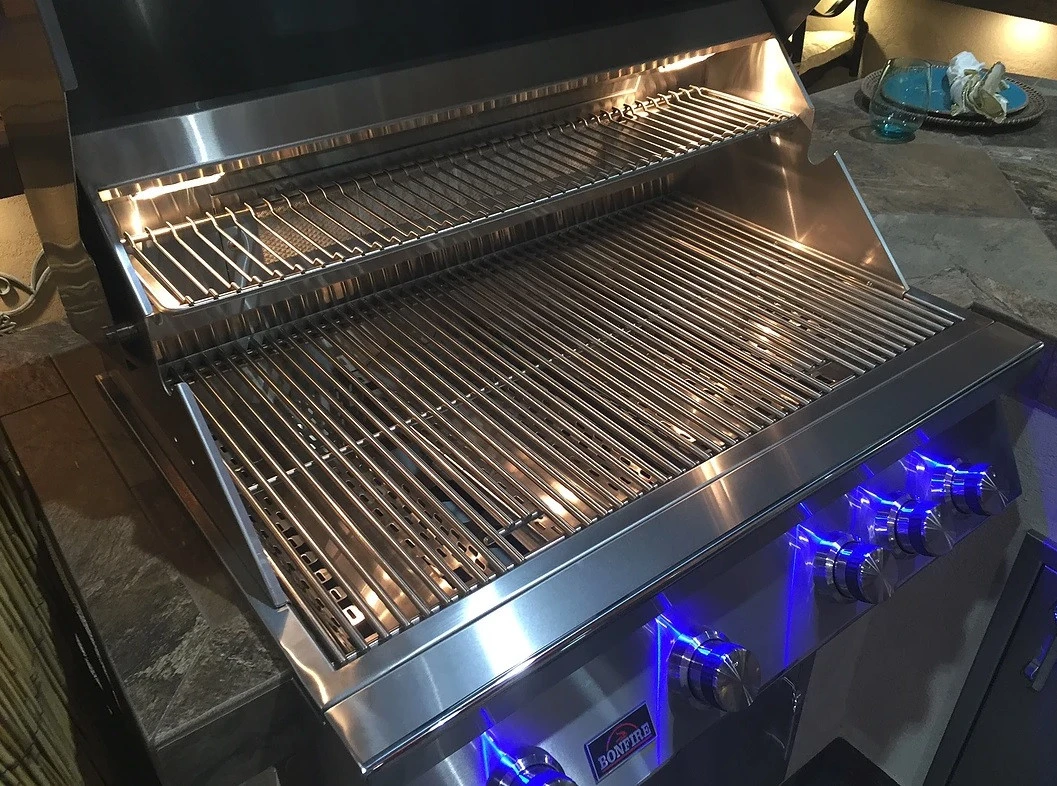 Bonfire 34" 4 Burner Built-in Premium Grill 6 Bonfire 34" 4 Burner Built-in Premium Grill - Image 4