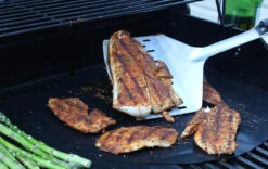 Grillight Giant Spatula And Light -BBQ Haven Shop Giant Spatula with food 2 08970.1687022584.1500.1500