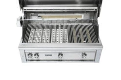 Lynx 42" Built-in Grill W Trident Infrared Burner, 2 Ceramic Burners, Rotisserie - L42TR -BBQ Haven Shop Lynx L42TR Grill Interior 08247.1695649367.1500.1500
