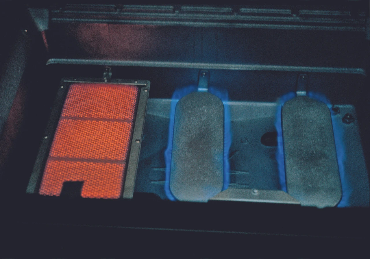 MHP Hybrid Propane Grill W/ SearMagic Grids On Black Cart 5 MHP Hybrid Propane Grill W/ SearMagic Grids On Black Cart - Image 3