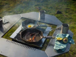 Finex 10" Cast Iron Skillet With Lid -BBQ Haven Shop finex skillet 8 bacon and eggs outdoors 81198.1615906884.1500.1500
