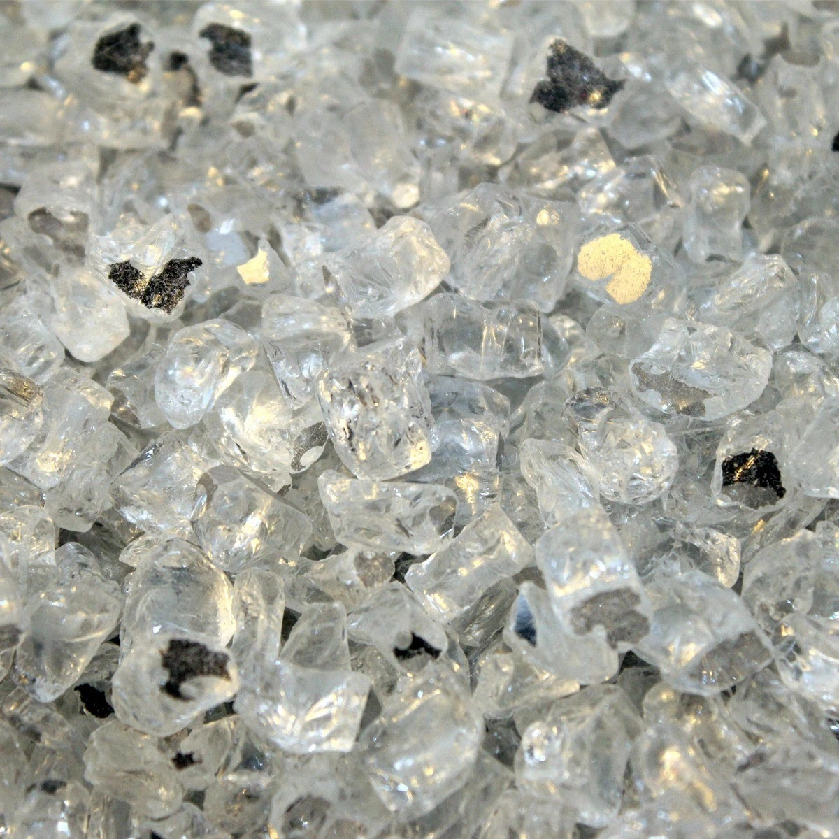 American Fireglass 10 Lbs 1/2" Starfire Reflective Fire Glass - AFF-STFRRF12 3 American Fireglass 10 Lbs 1/2" Starfire Reflective Fire Glass - AFF-STFRRF12